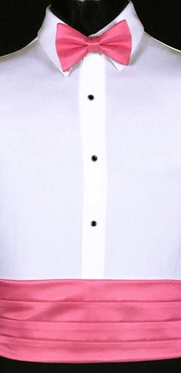 Bubblegum Cummerbund in the simply or modern solid collection from Larr Brio shown with matching bow tie. Also available with matching pock square and suspenders.